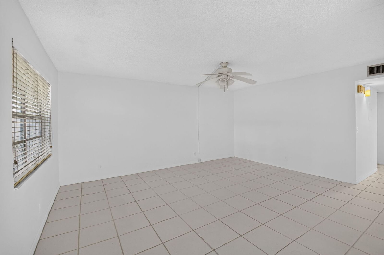 200 Normandy E #200, Delray Beach, FL 33484 photo 3