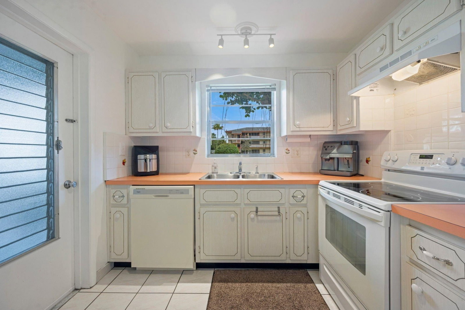 5300 Washington Street #108d, Hollywood, FL 33021 photo 4