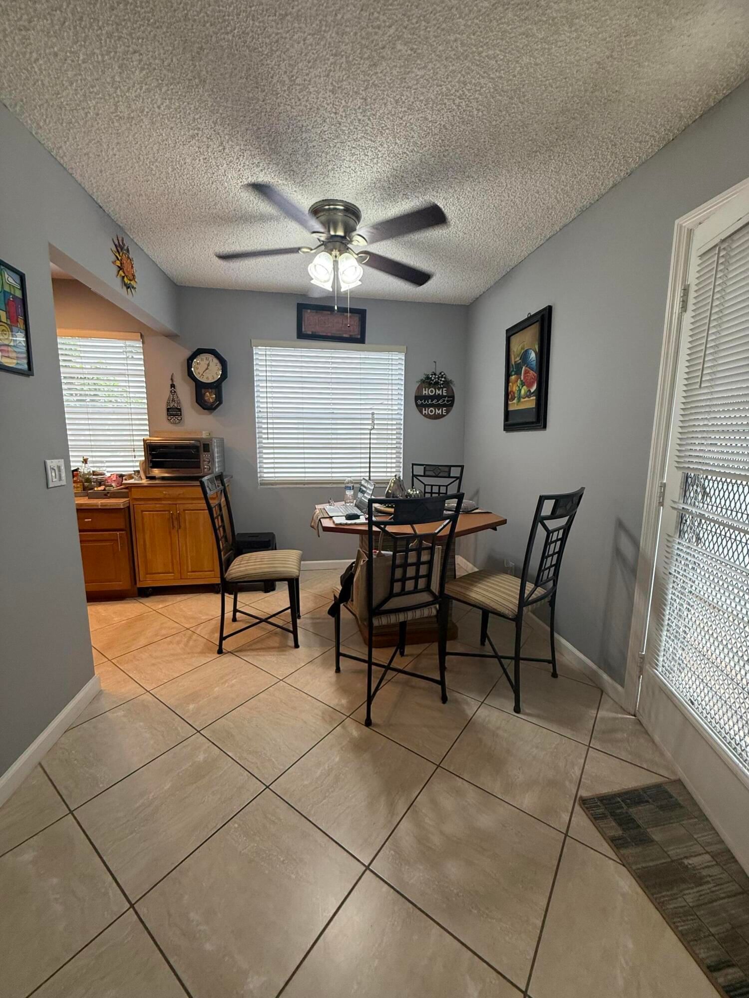 462 Normandy J, Delray Beach, FL 33484 photo 2