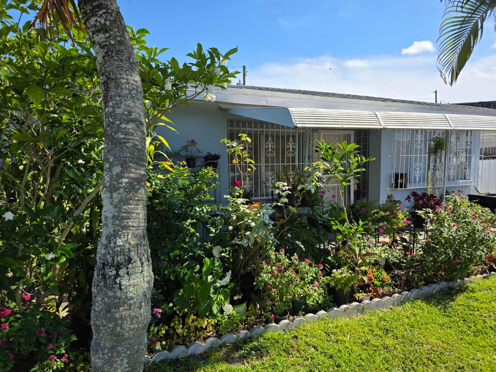 528 49th Street, West Palm Beach, FL 33407 photo 2