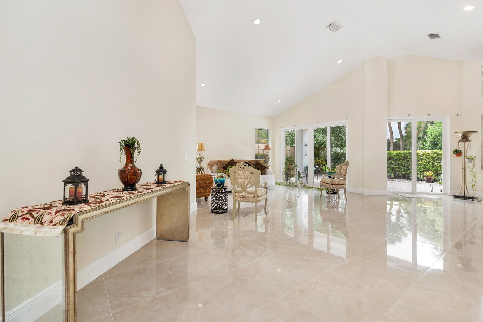 999 Lytham Court, West Palm Beach, FL 33411 photo 3