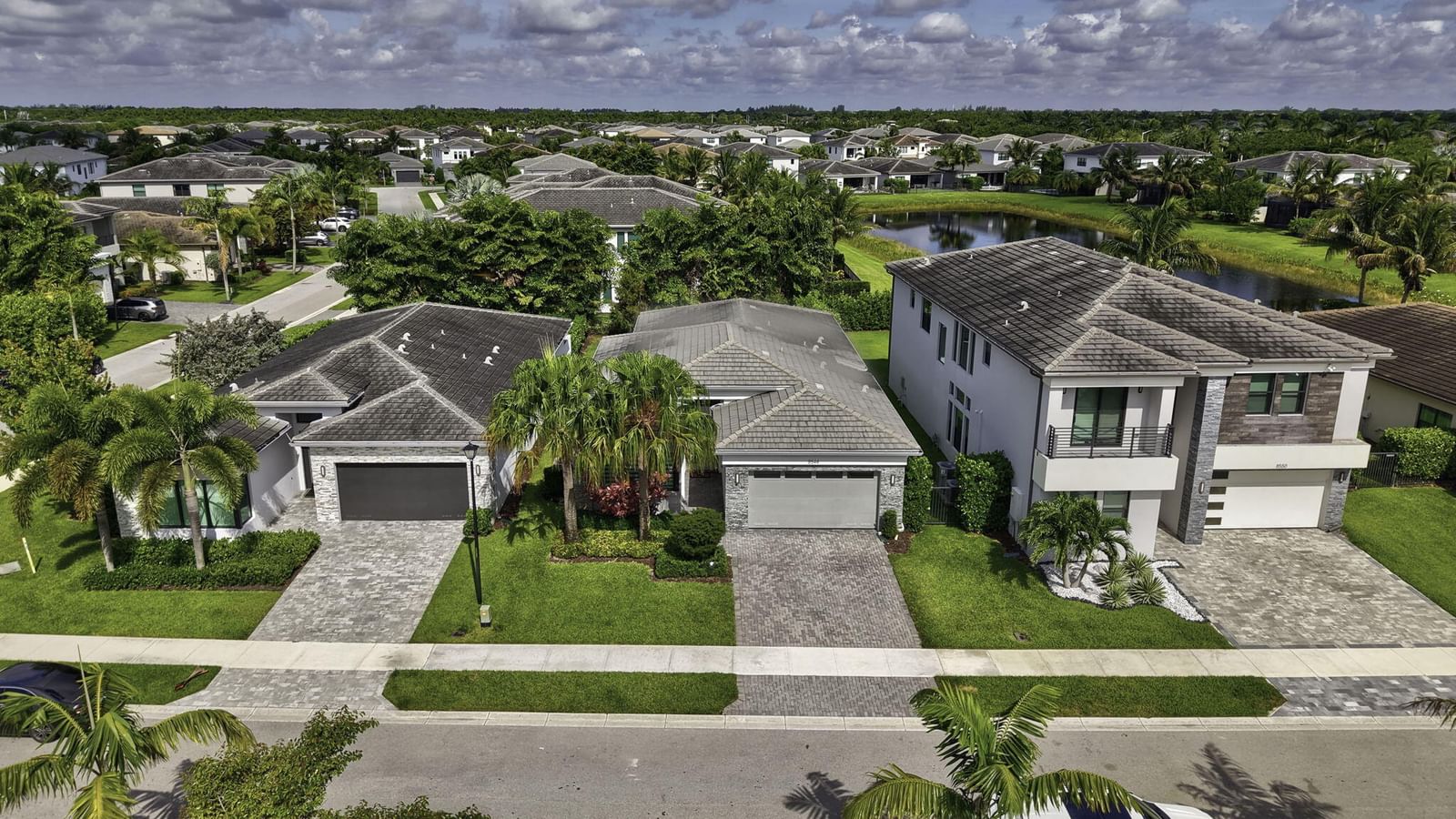8544 Apple Falls Lane, Boca Raton, FL 33496 photo 3