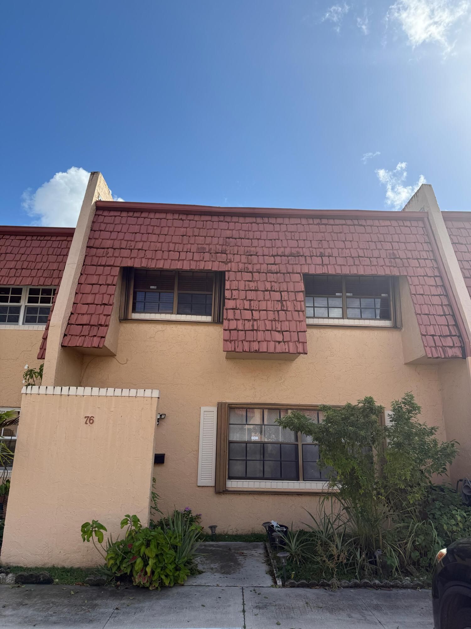 76 Ann Lee Lane, Tamarac, FL 33319 photo 4