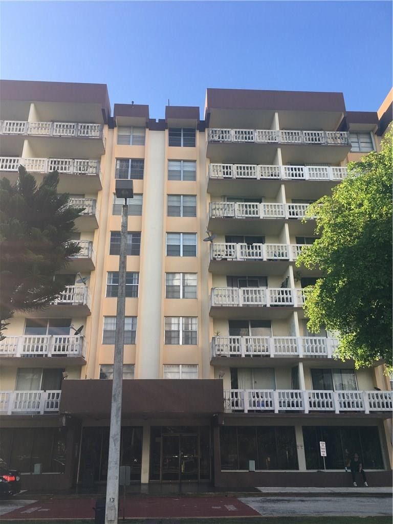 15600 NW 7th Avenue #421, Miami, FL 33169 photo 3