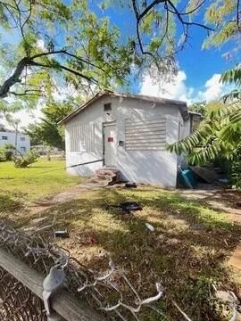 6312 NW 17th Avenue, Miami, FL 33147 photo 2