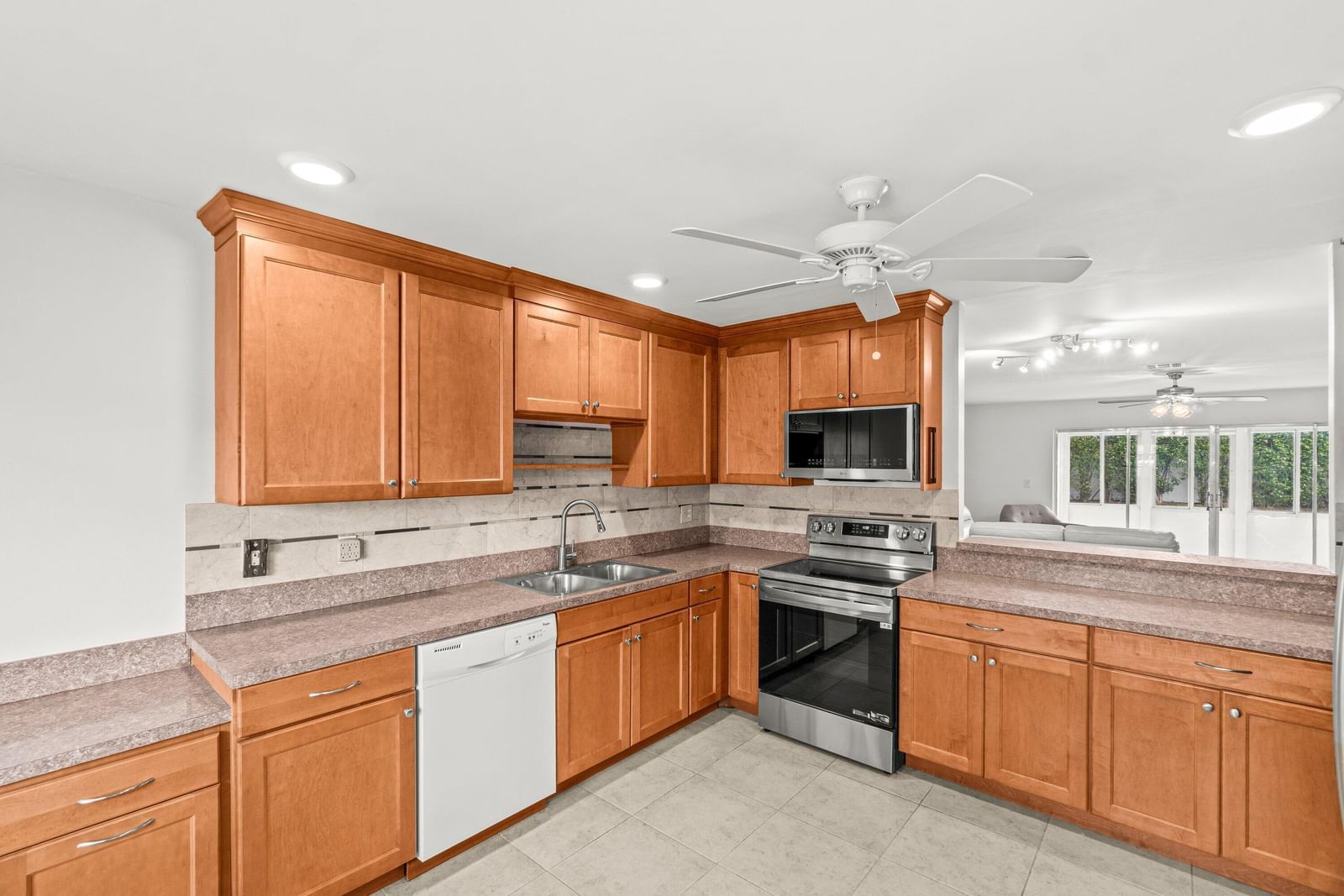 5074 Privet Place #B, Delray Beach, FL 33484 photo 5