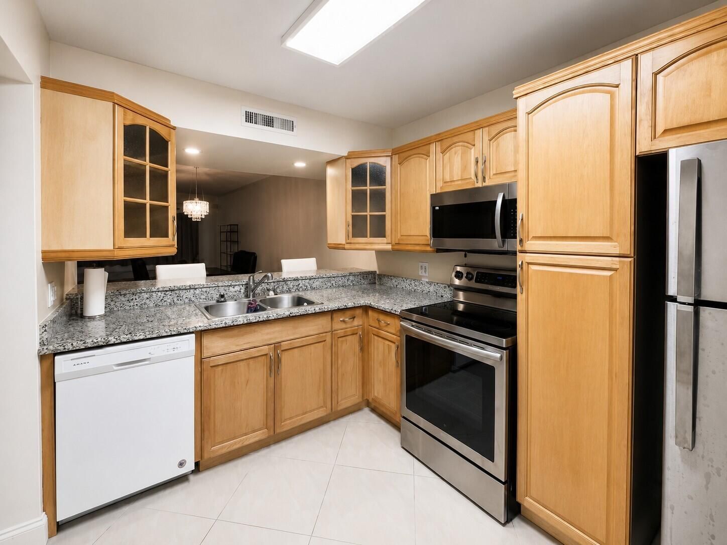 3516 Whitehall Drive #105, West Palm Beach, FL 33401 photo 4