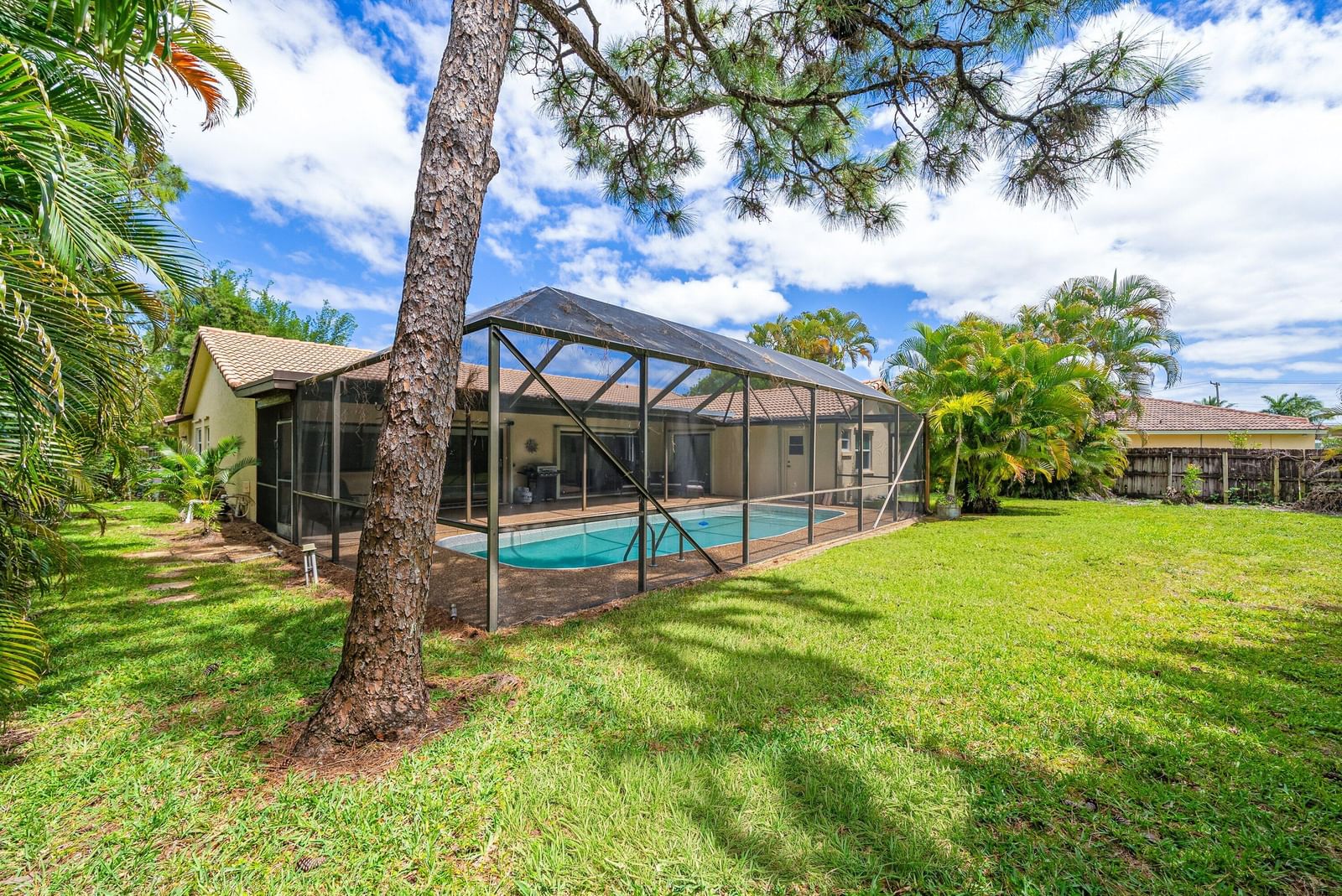 2493 Timbercreek Circle NW, Boca Raton, FL 33431 photo 4