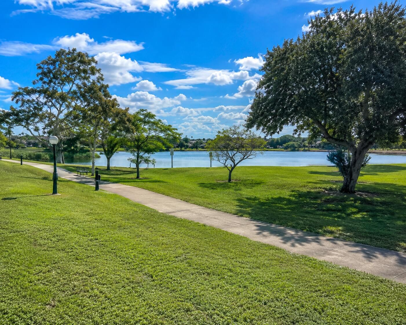 2828 Casita Way #205, Delray Beach, FL 33445 photo 2