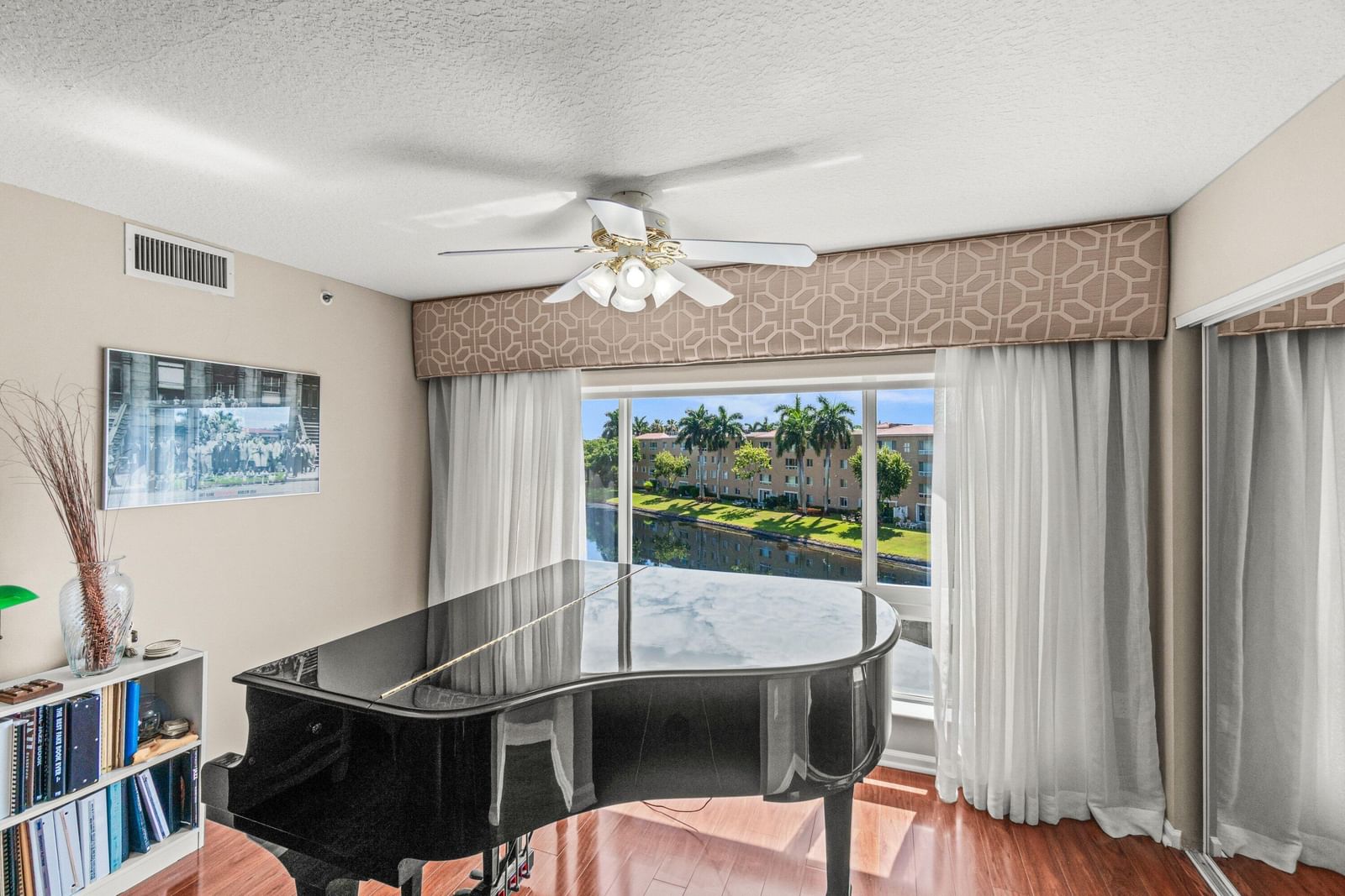 12560 Majesty Circle #401, Boynton Beach, FL 33437 photo 2
