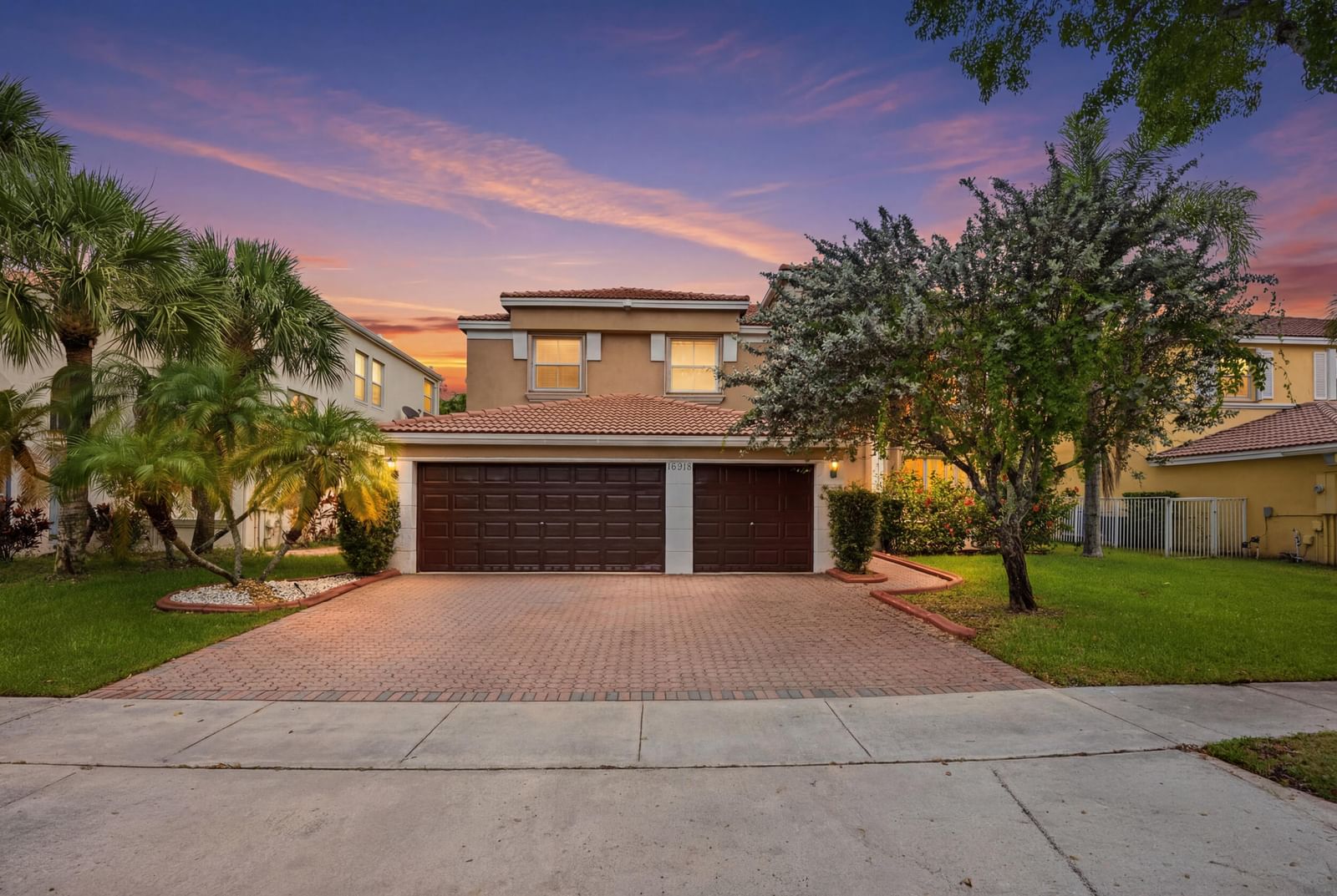16918 SW 16th Street, Pembroke Pines, FL 33027 photo 2
