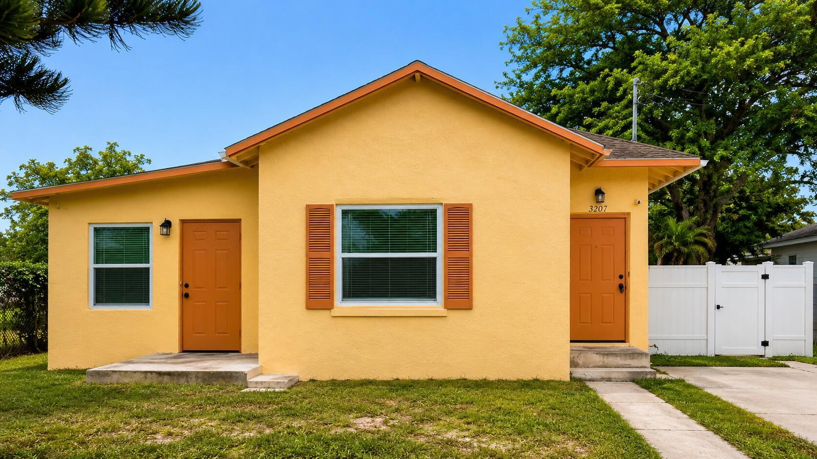 3207 Pinewood Avenue, West Palm Beach, FL 33407 photo 2