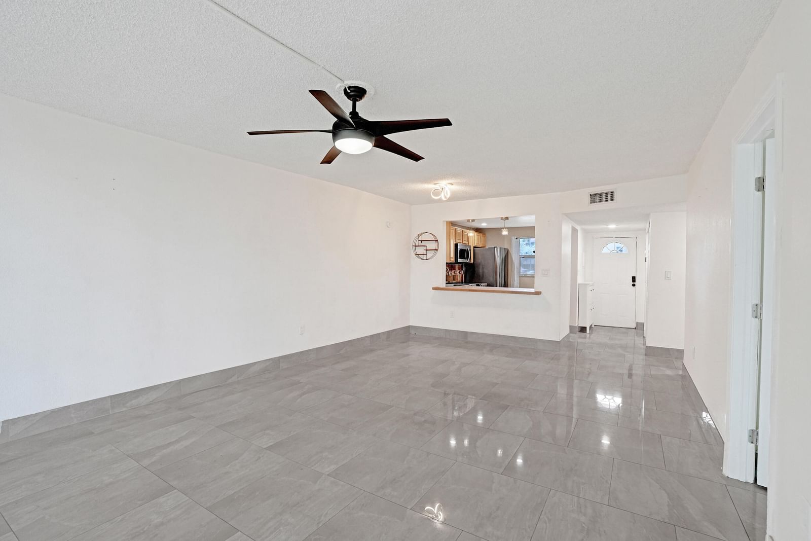 8301 Sands Point Boulevard #S102, Tamarac, FL 33321