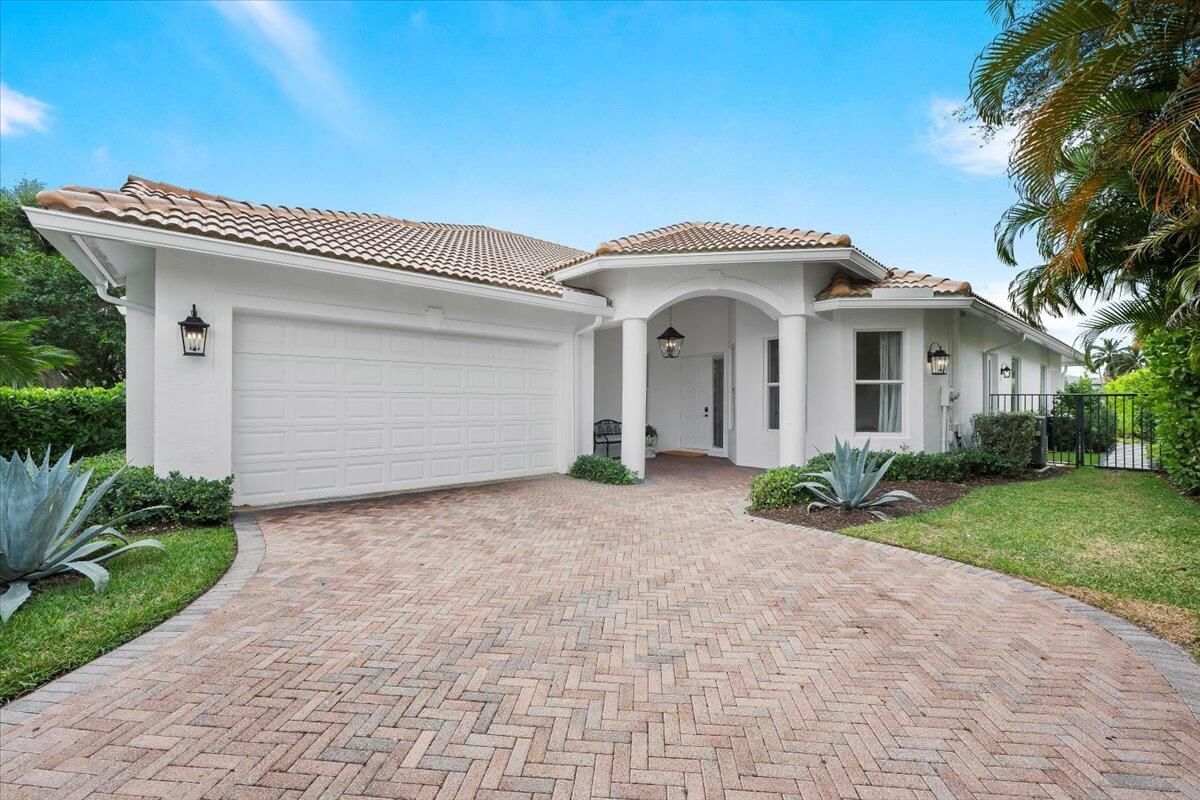 2951 Twin Oaks Way, Wellington, FL 33414 photo 2