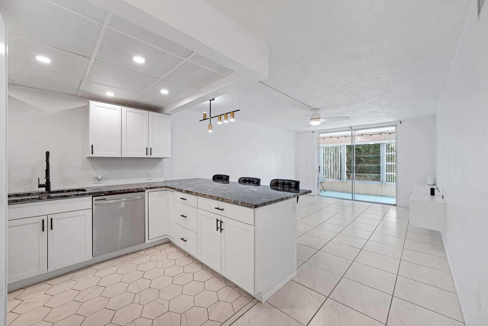 7100 NW 17th Street #220, Plantation, FL 33313 photo 5