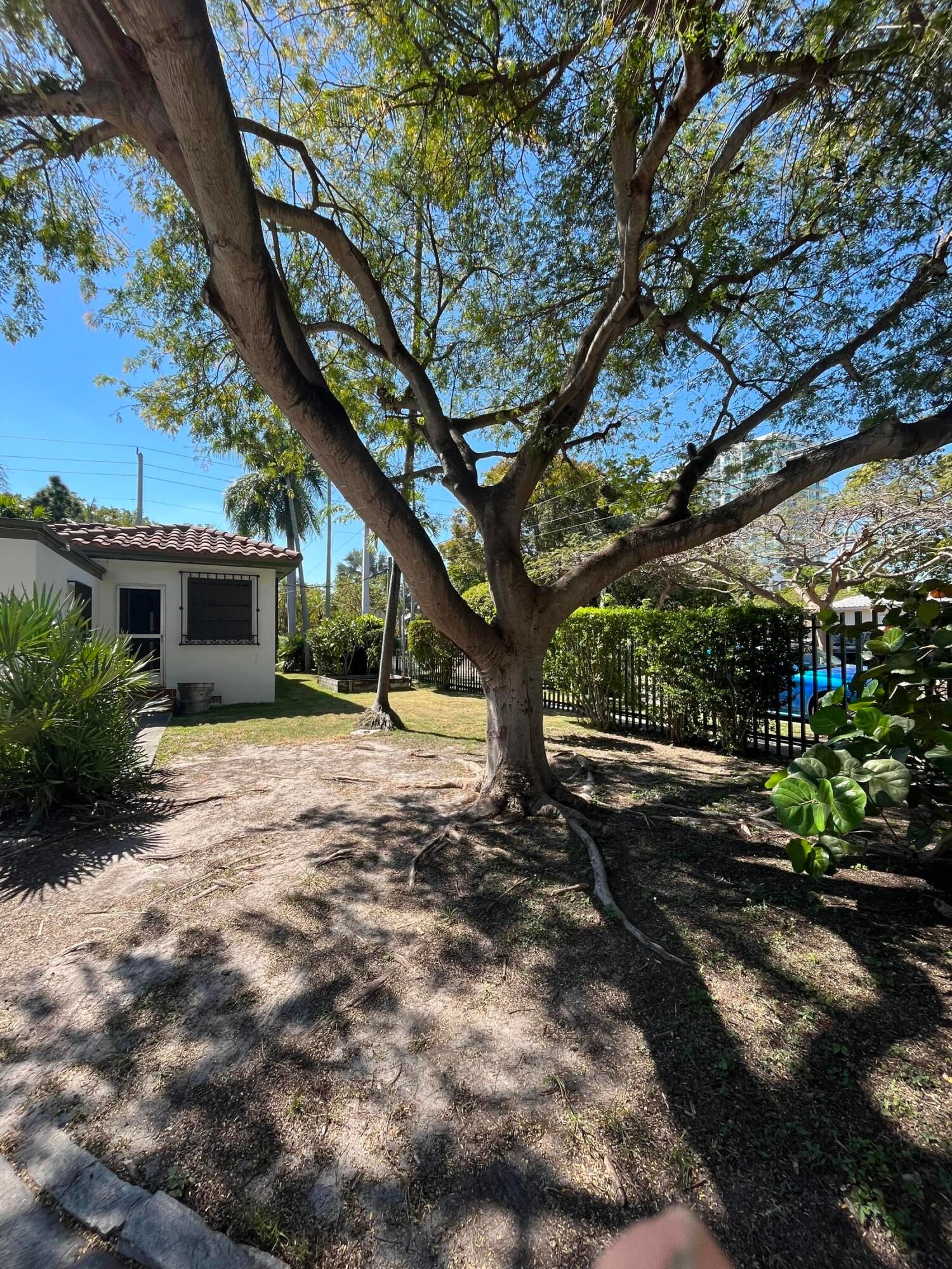 175 SW 25th Road, Miami, FL 33129 photo 3