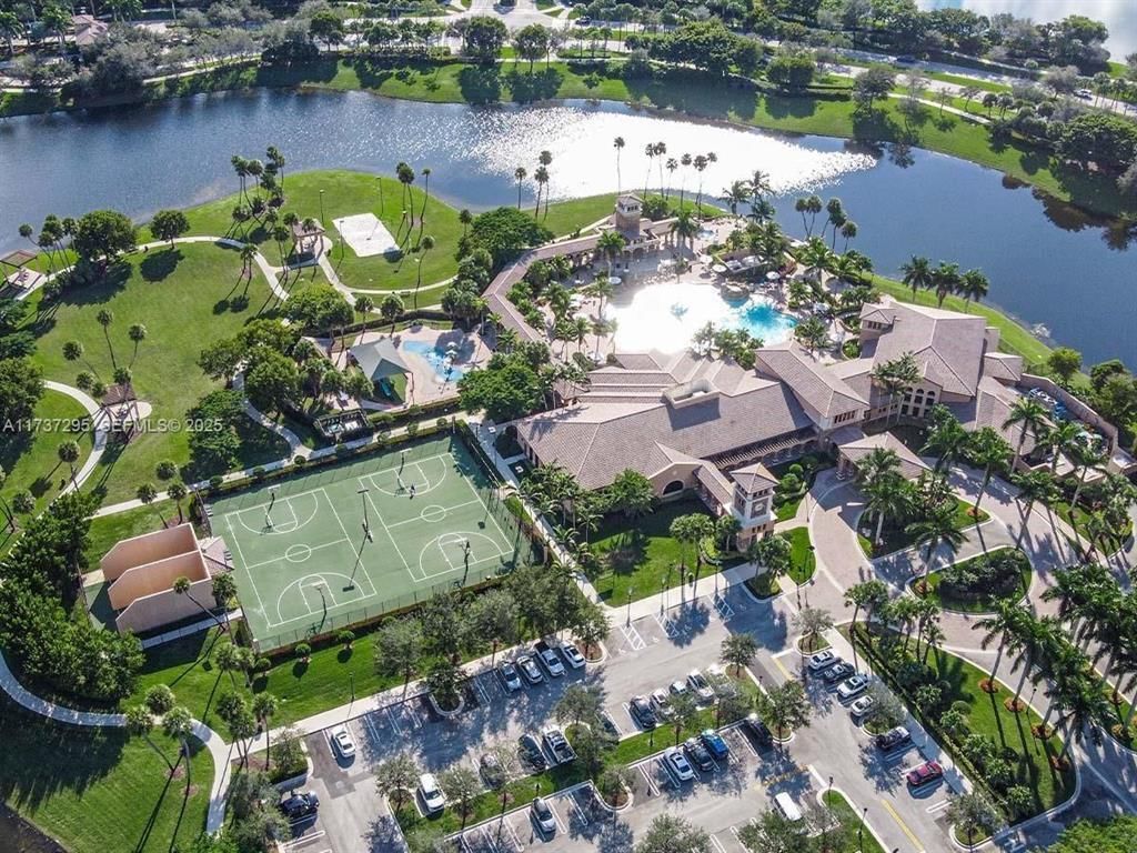 9342 S Belfort Circle #214, Tamarac, FL 33321 photo 3