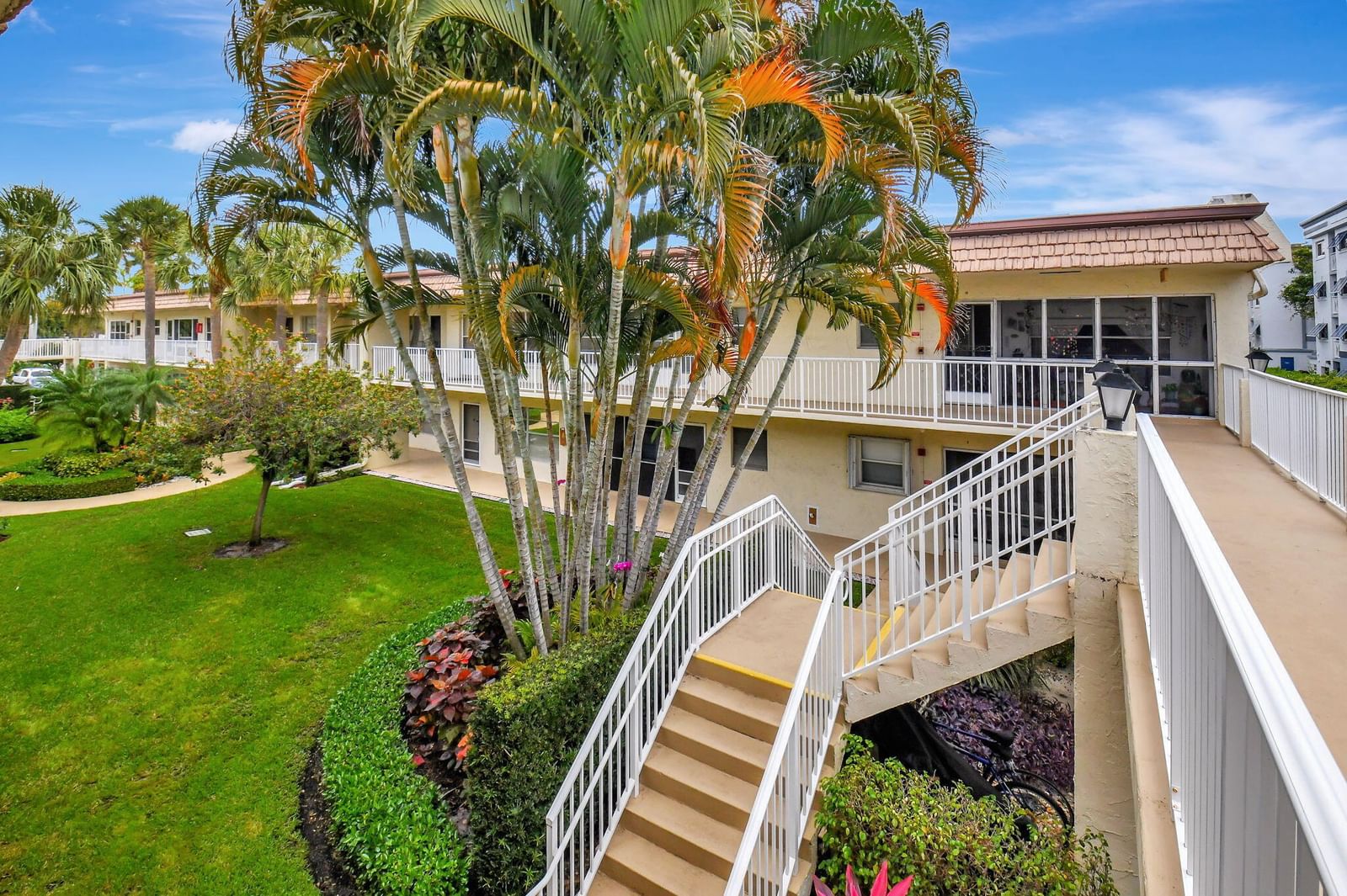 638 Snug Harbor Drive #E11, Boynton Beach, FL 33435 photo 4