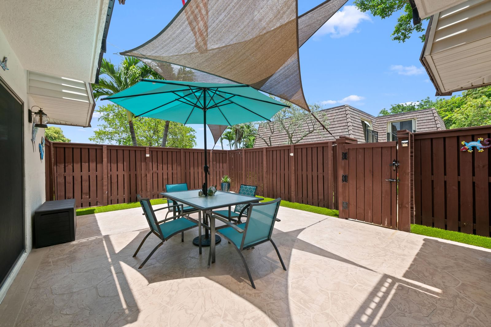 2512 SW 15th Street, Deerfield Beach, FL 33442 photo 5
