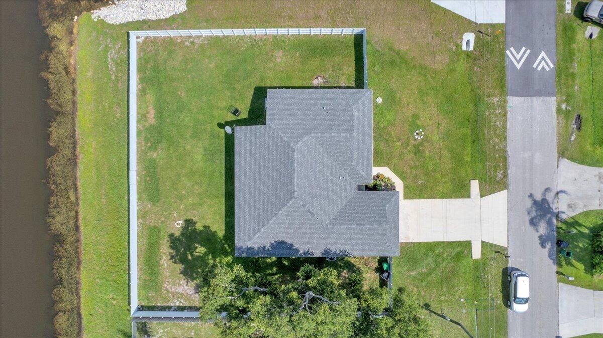 449 SE Whitmore Drive, Port St Lucie, FL 34984 photo 2