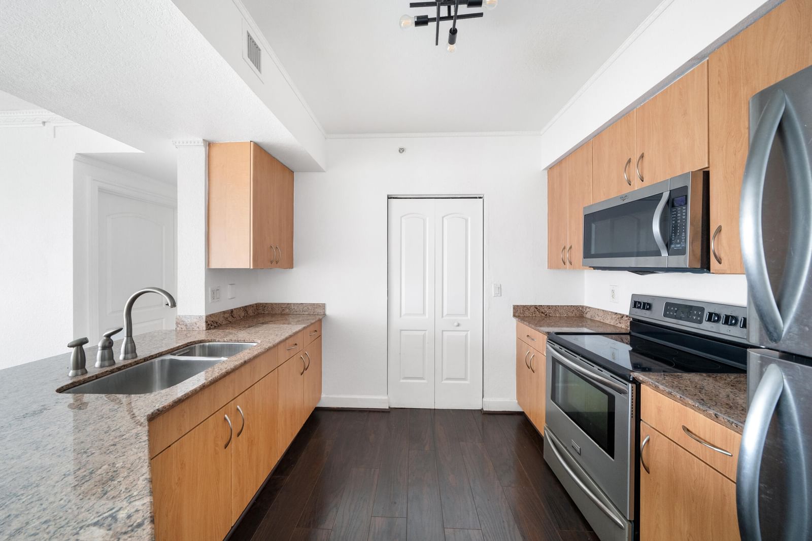 1830 Radius Drive #405, Hollywood, FL 33020 photo 2