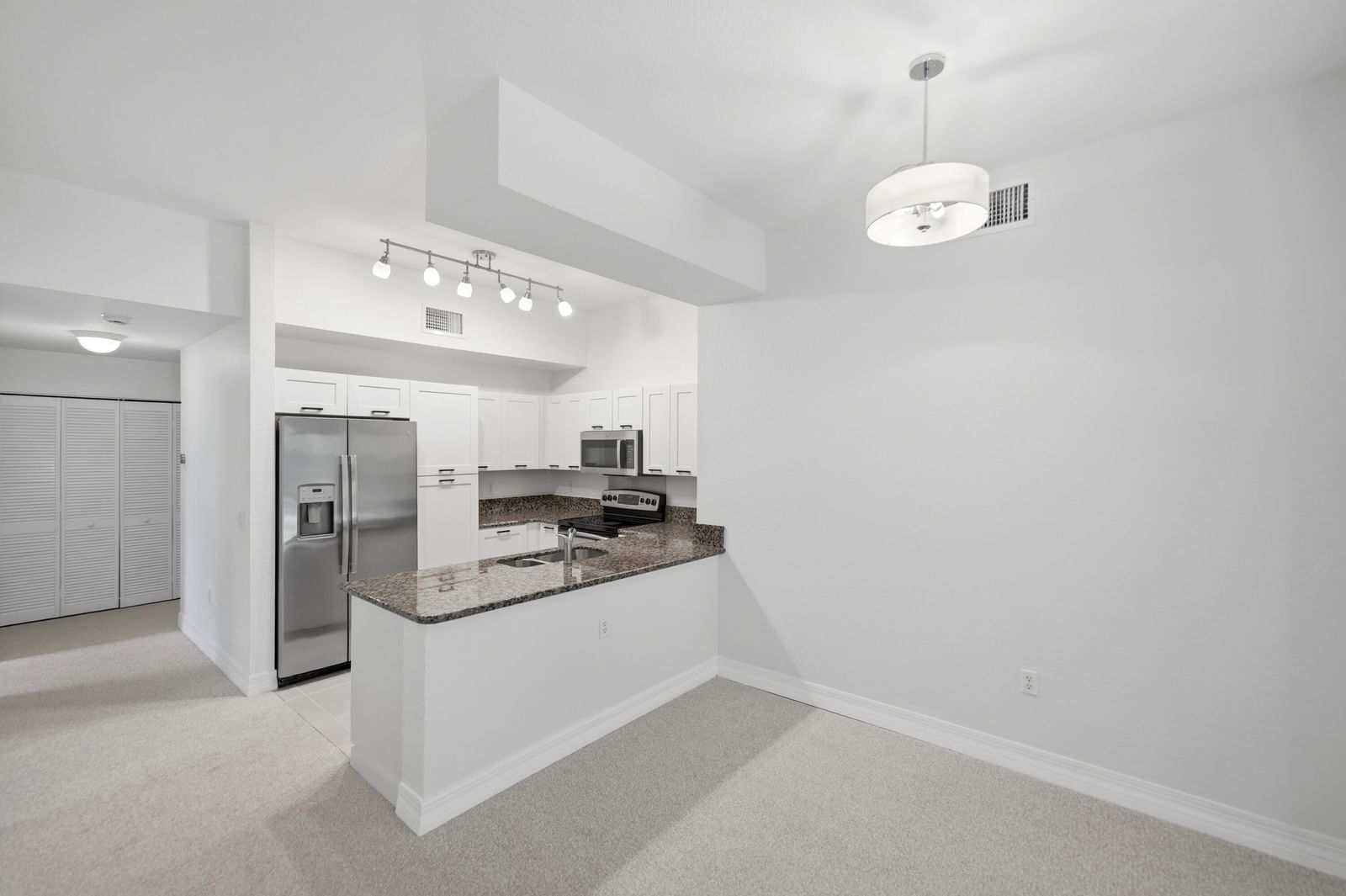 58 SE Palermo Court #104, Stuart, FL 34994 photo 5