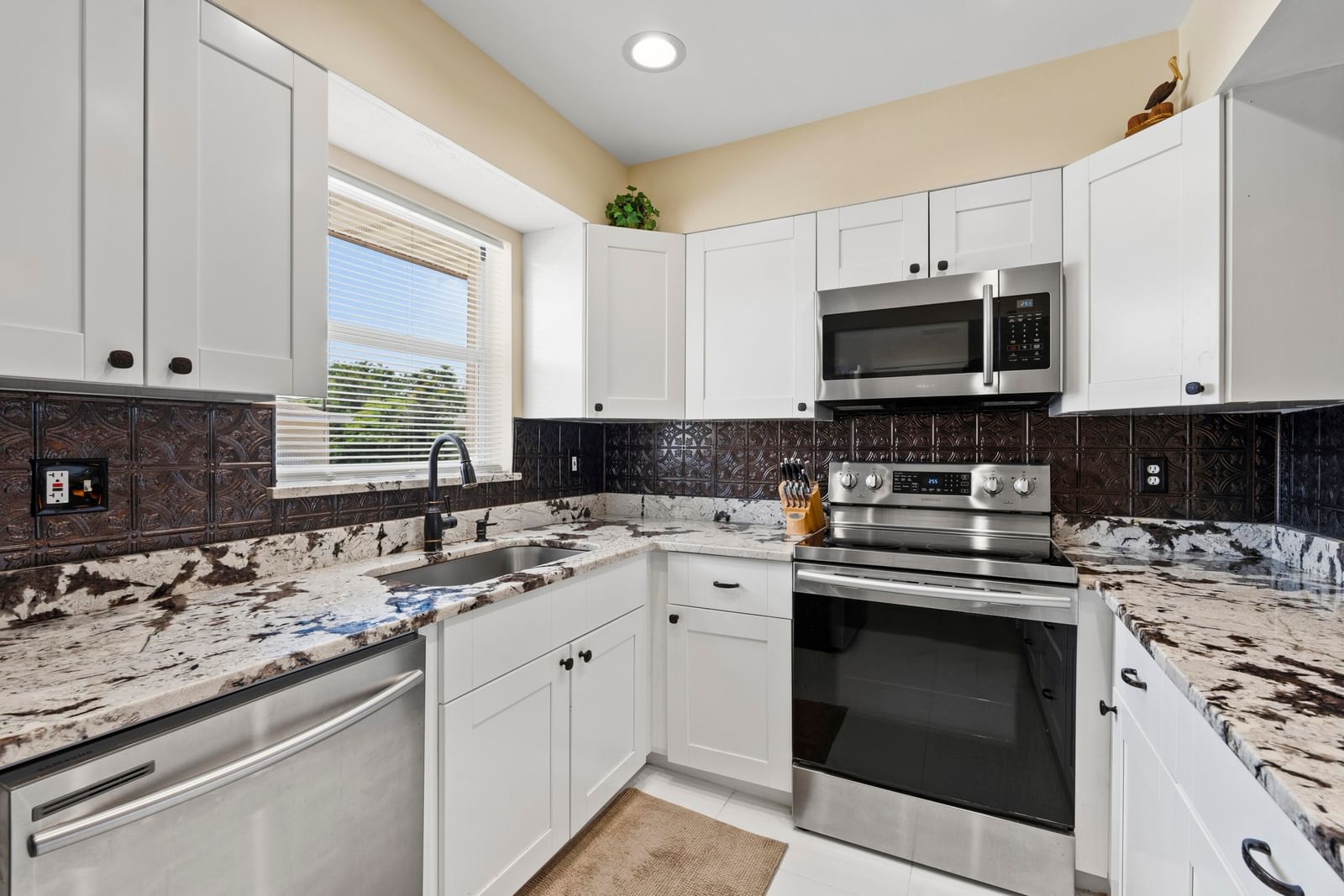 2950 SE Ocean Boulevard #119-6, Stuart, FL 34996 photo 2