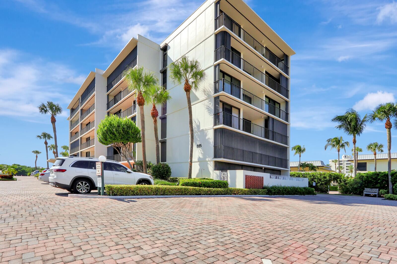 225 Beach Road #204, Tequesta, FL 33469 photo 3