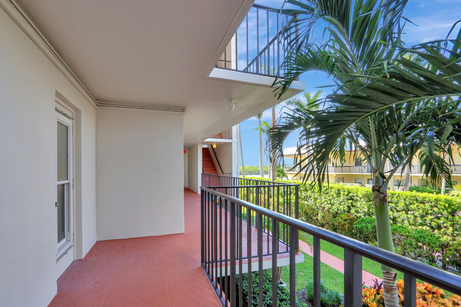 225 Beach Road #204, Tequesta, FL 33469 photo 4