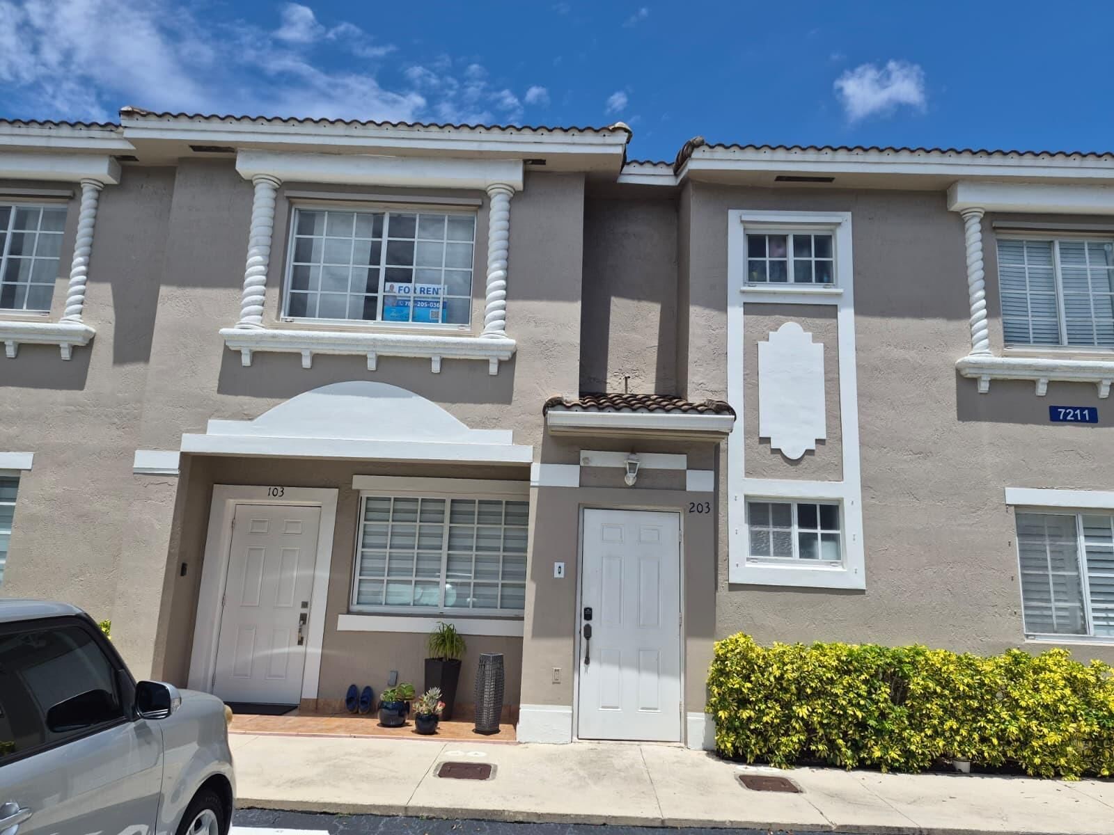 7211 NW 174th Terrace #203, Hialeah, FL 33015 photo 3