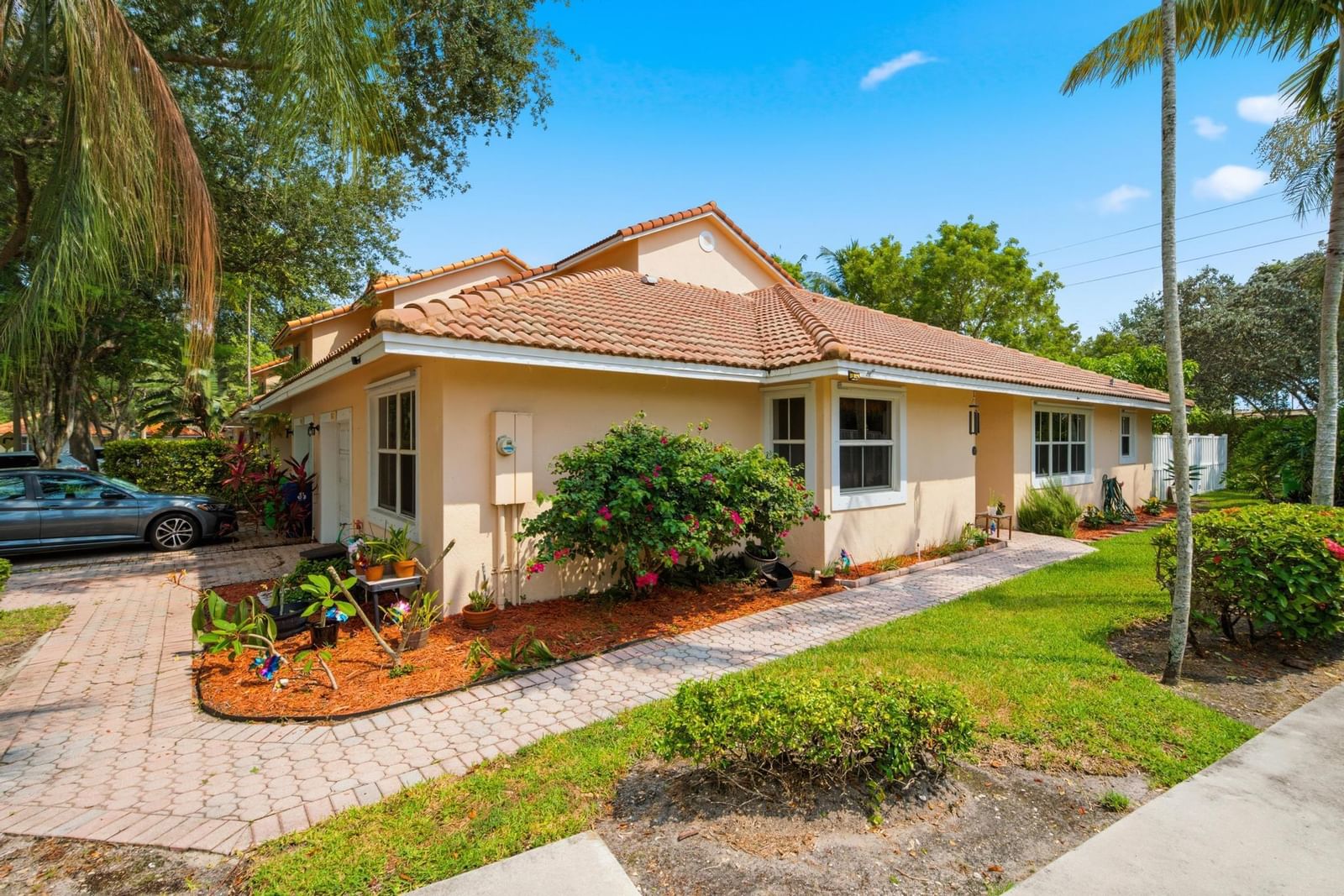 8417 NW 40th Court, Sunrise, FL 33351 photo 4