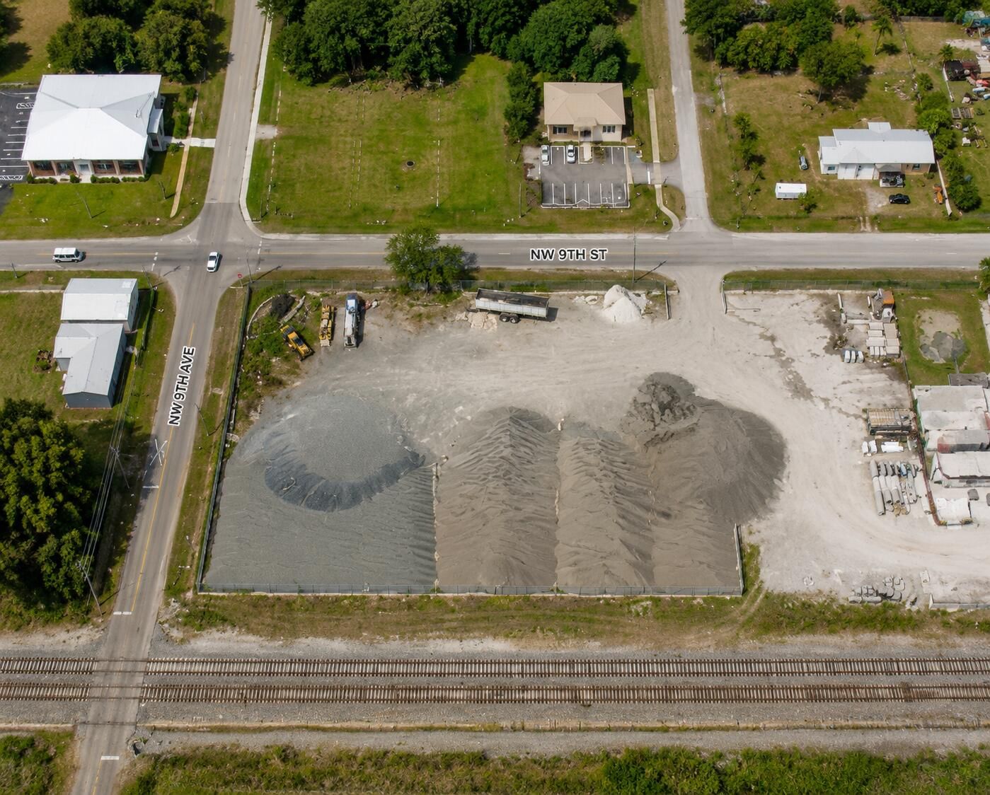 805 NW 9th Street, Okeechobee, FL 34972 photo 2