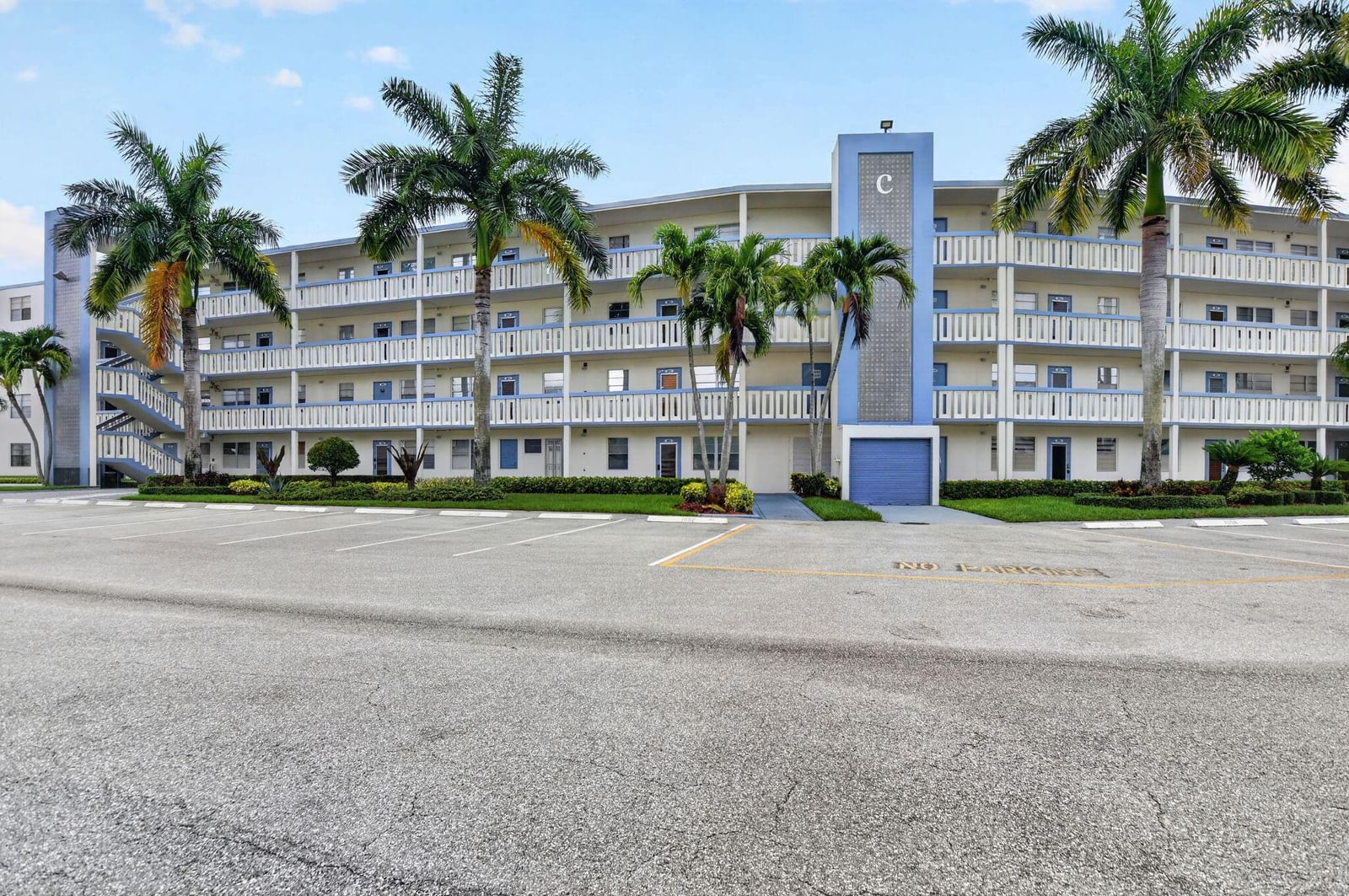 3057 Yarmouth C, Boca Raton, FL 33434 photo 2