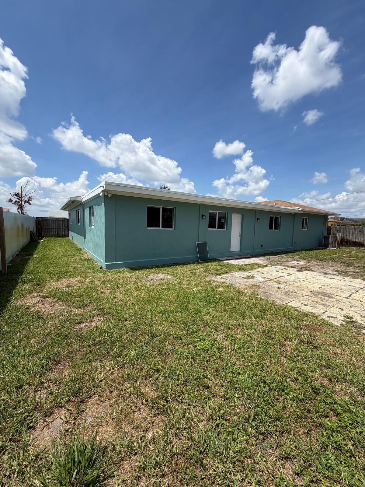 1405 6th Street, West Palm Beach, FL 33401 photo 4