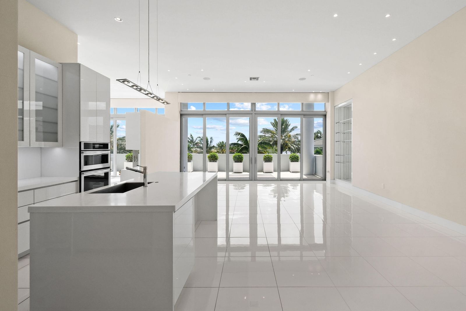 2 Water Club Way #301, North Palm Beach, FL 33408 photo 2