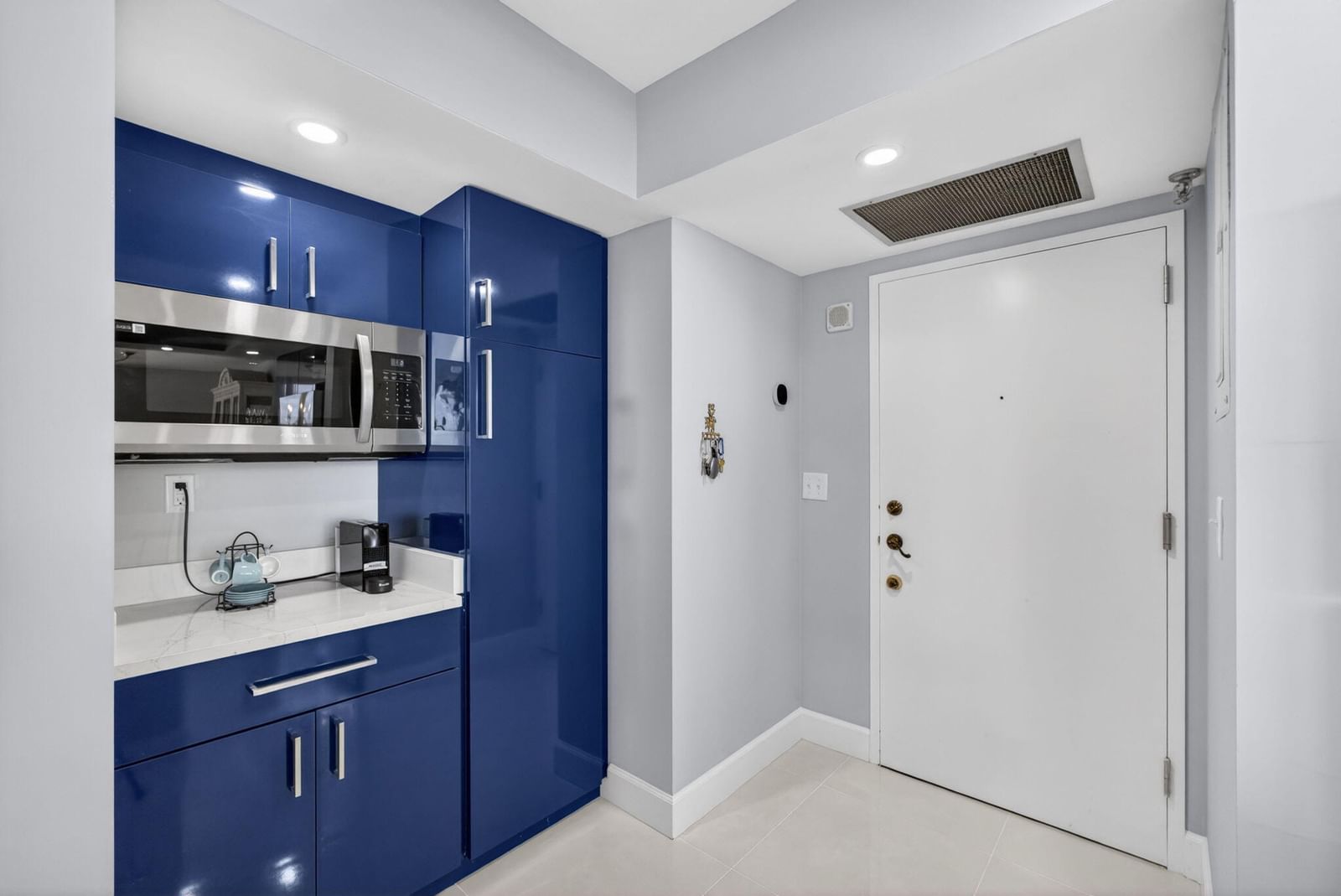 5440 N Ocean Drive #807, Singer Island, FL 33404 photo 4