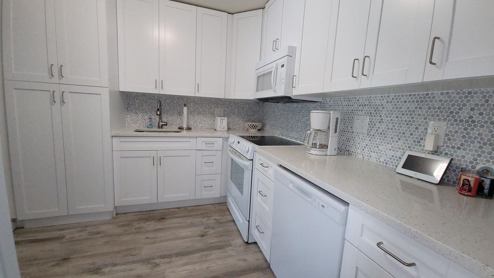 50 Plymouth F, West Palm Beach, FL 33417 photo 3