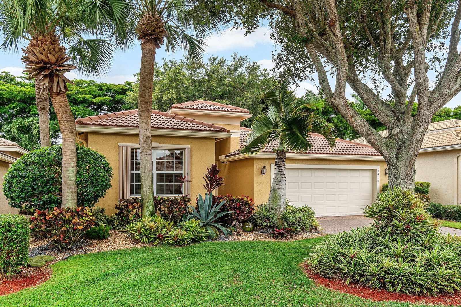 7410 Ringwood Terrace, Boynton Beach, FL 33437 photo 2