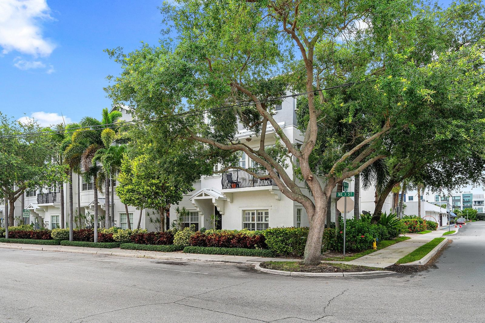 290 NE 5th Avenue #9, Delray Beach, FL 33483 photo 2
