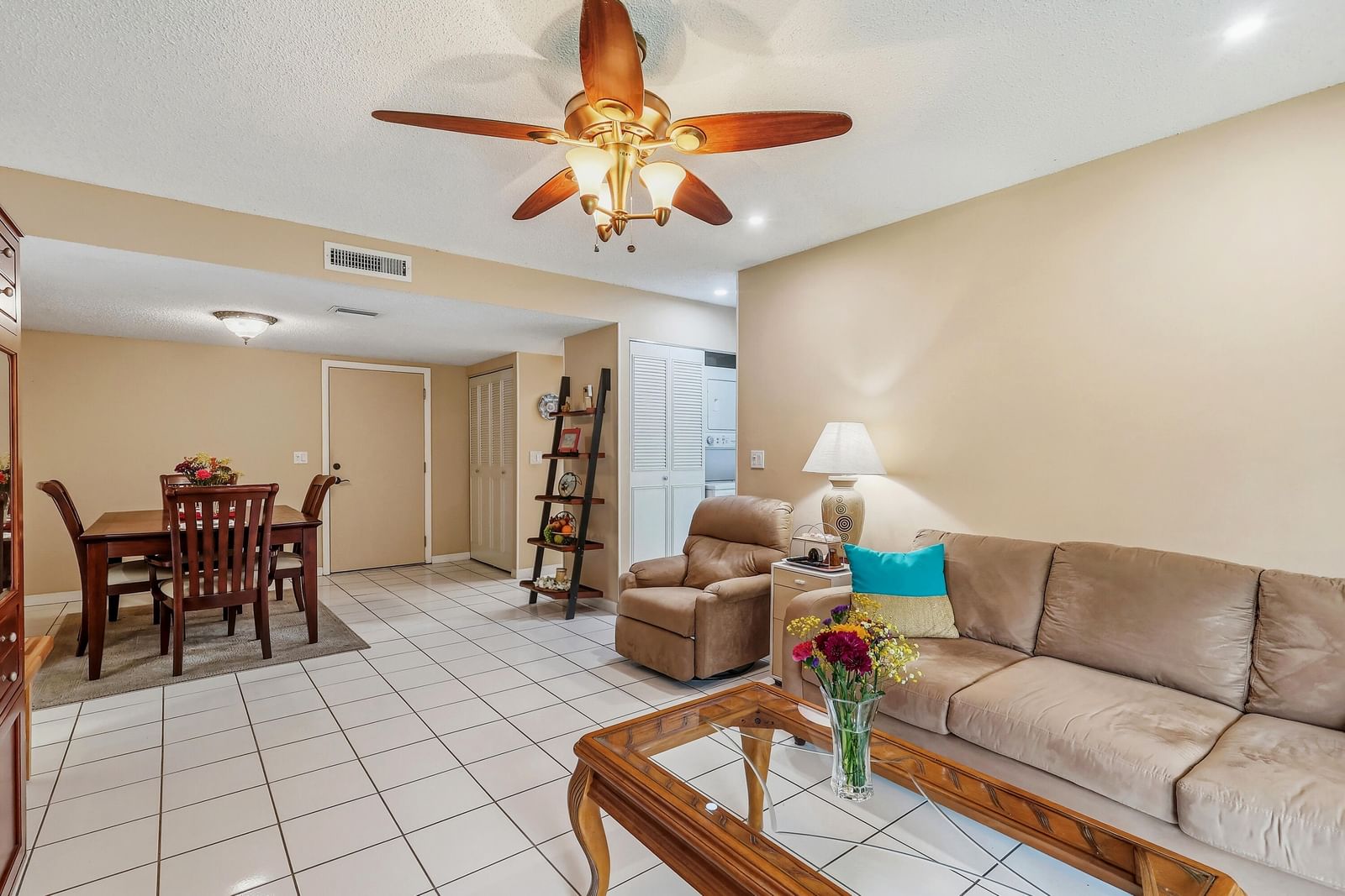 215 Lake Carol Drive, West Palm Beach, FL 33411 photo 4