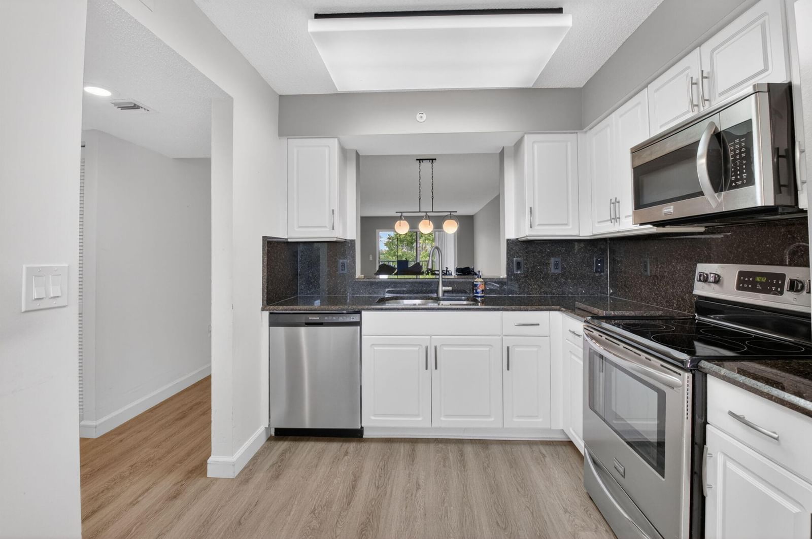 6080 Huntwick Terrace #405, Delray Beach, FL 33484 photo 3