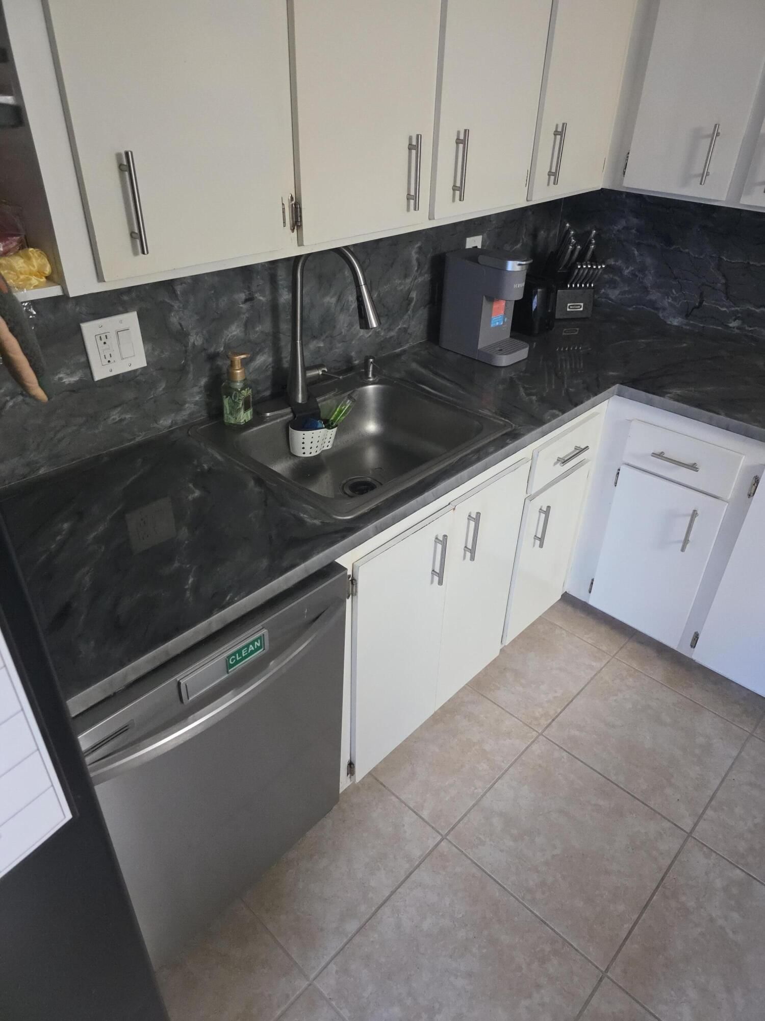2164 White Pine Circle #B, Greenacres, FL 33415 photo 4