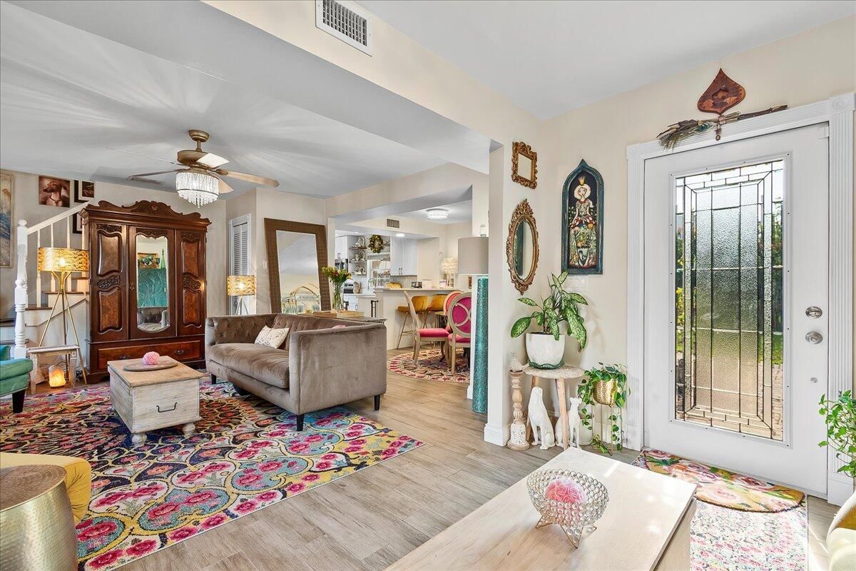 953 39th Court, West Palm Beach, FL 33407 photo 4