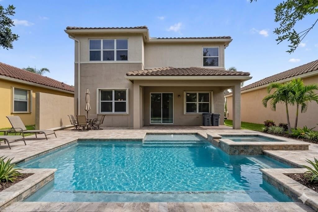 8135 Cantabria Falls Drive, Boynton Beach, FL 33473 photo 3