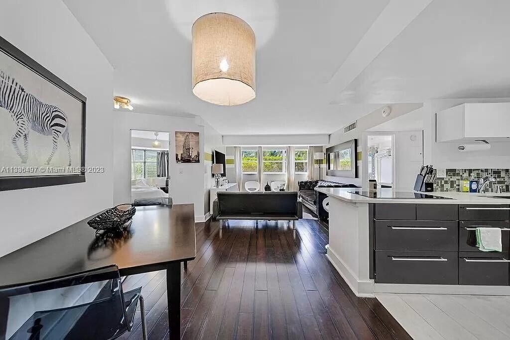 1881 Washington Avenue #2g, Miami Beach, FL 33139 photo 2
