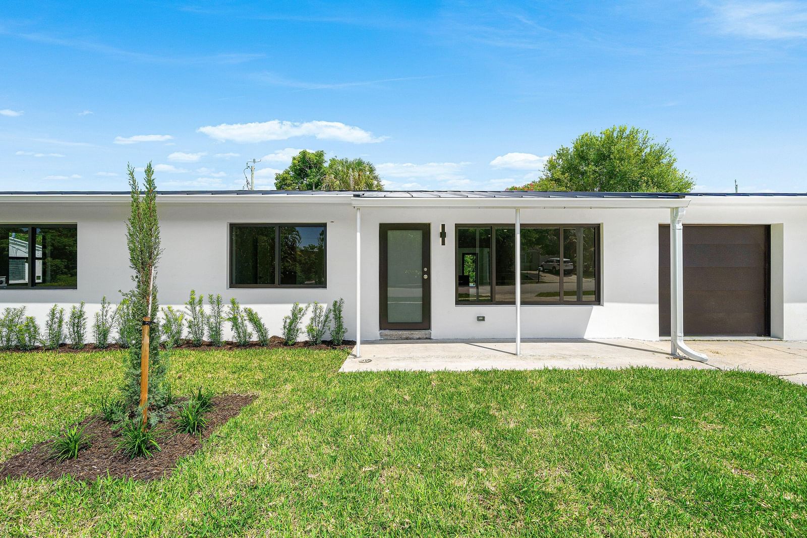 707 Sunset Drive, Lake Worth Beach, FL 33461 photo 3