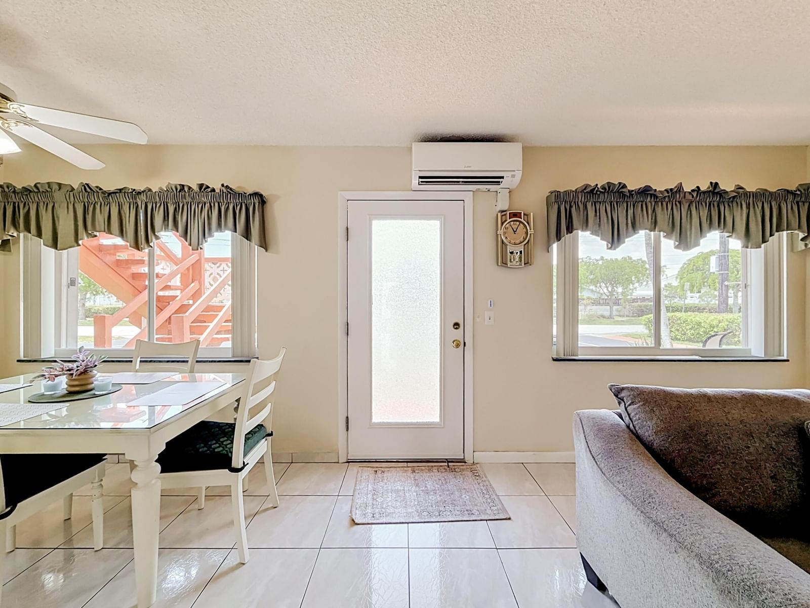 1050 SW 11th Street #L2, Hallandale Beach, FL 33009 photo 4