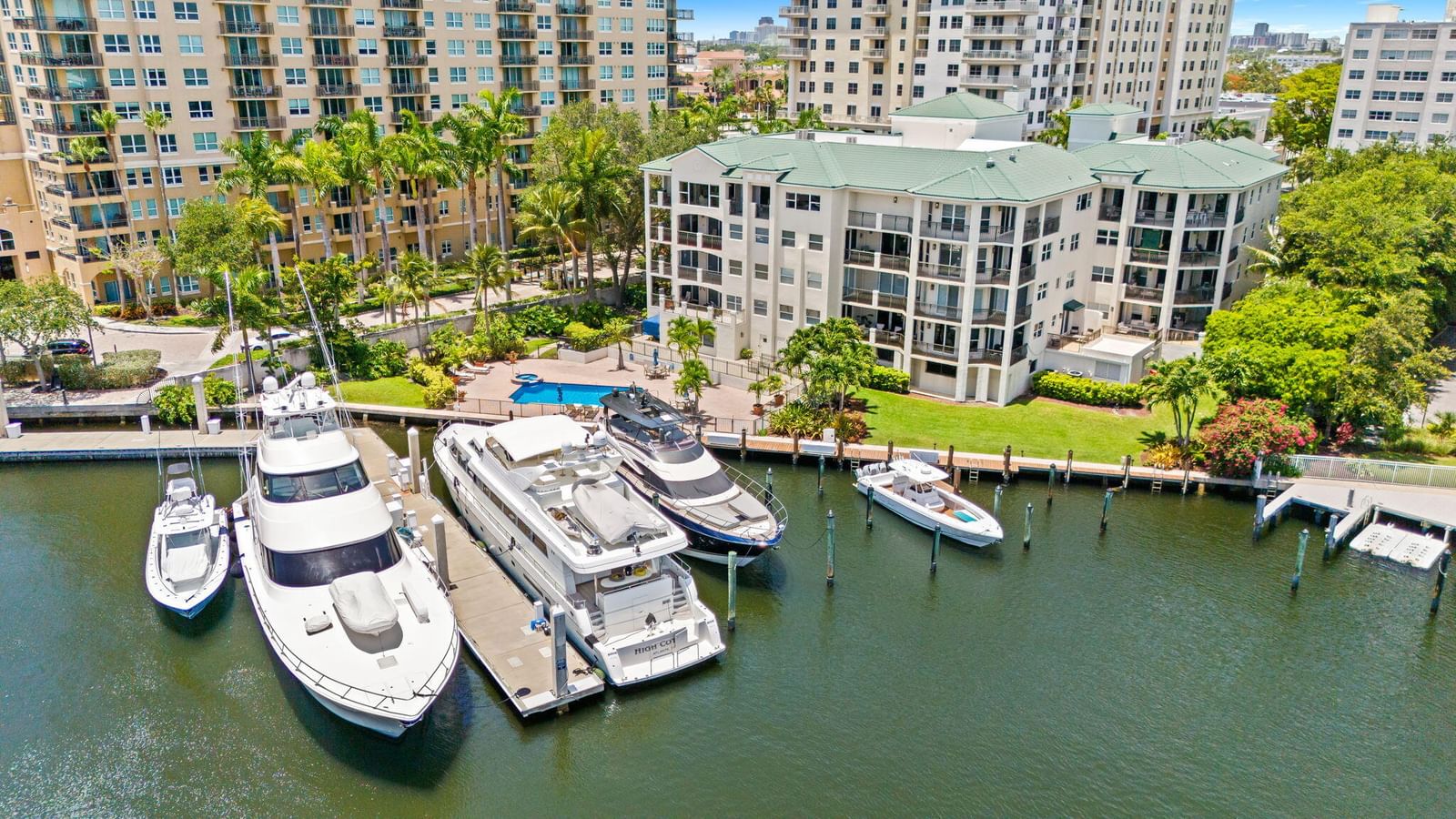 1050 Seminole Drive #Phb, Fort Lauderdale, FL 33304 photo 2