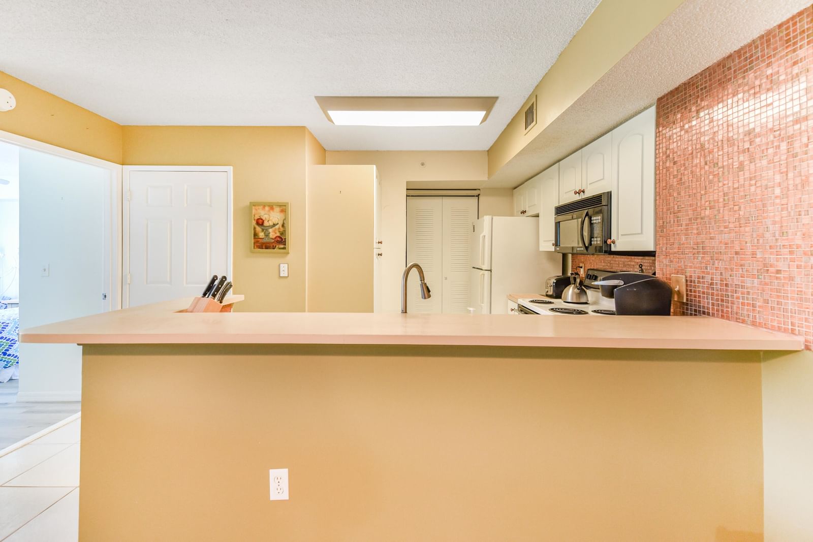 1590 S 42nd Circle #106, Vero Beach, FL 32967 photo 5