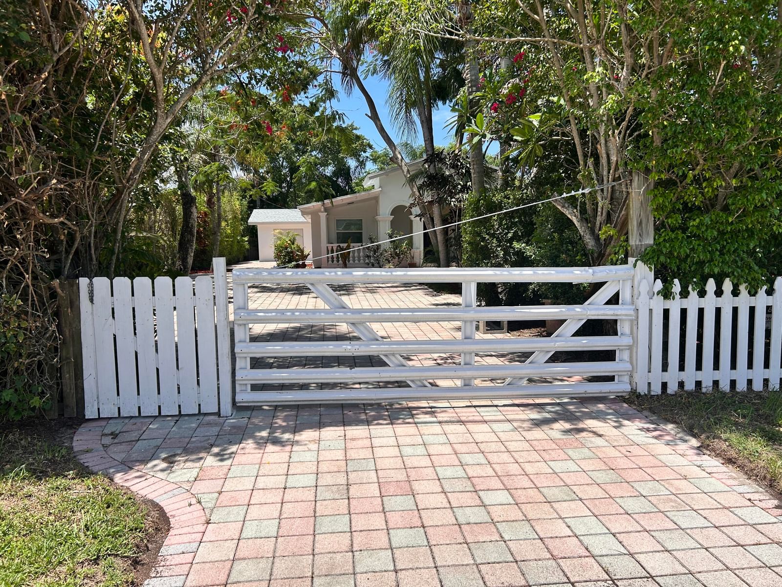 4793 Badger Avenue, West Palm Beach, FL 33417 photo 3